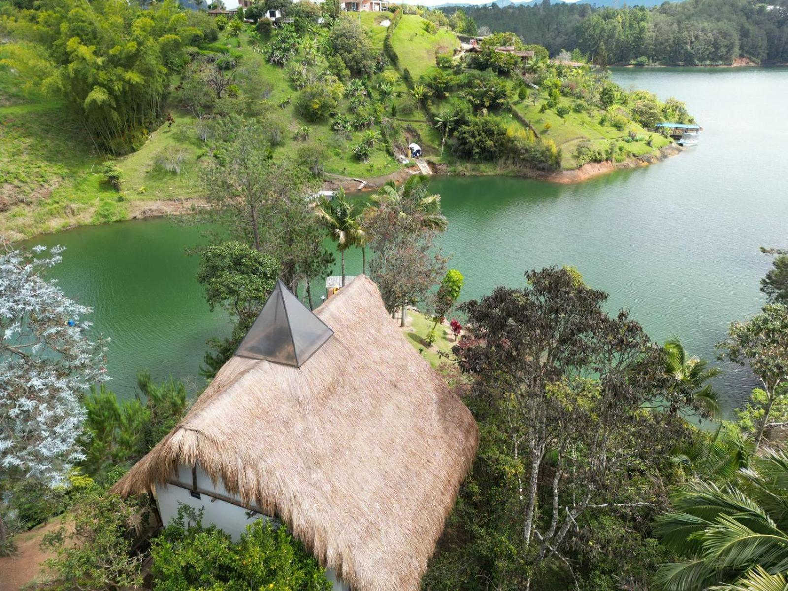 Ibuku Hotel Guatape - Chalets Exterior foto