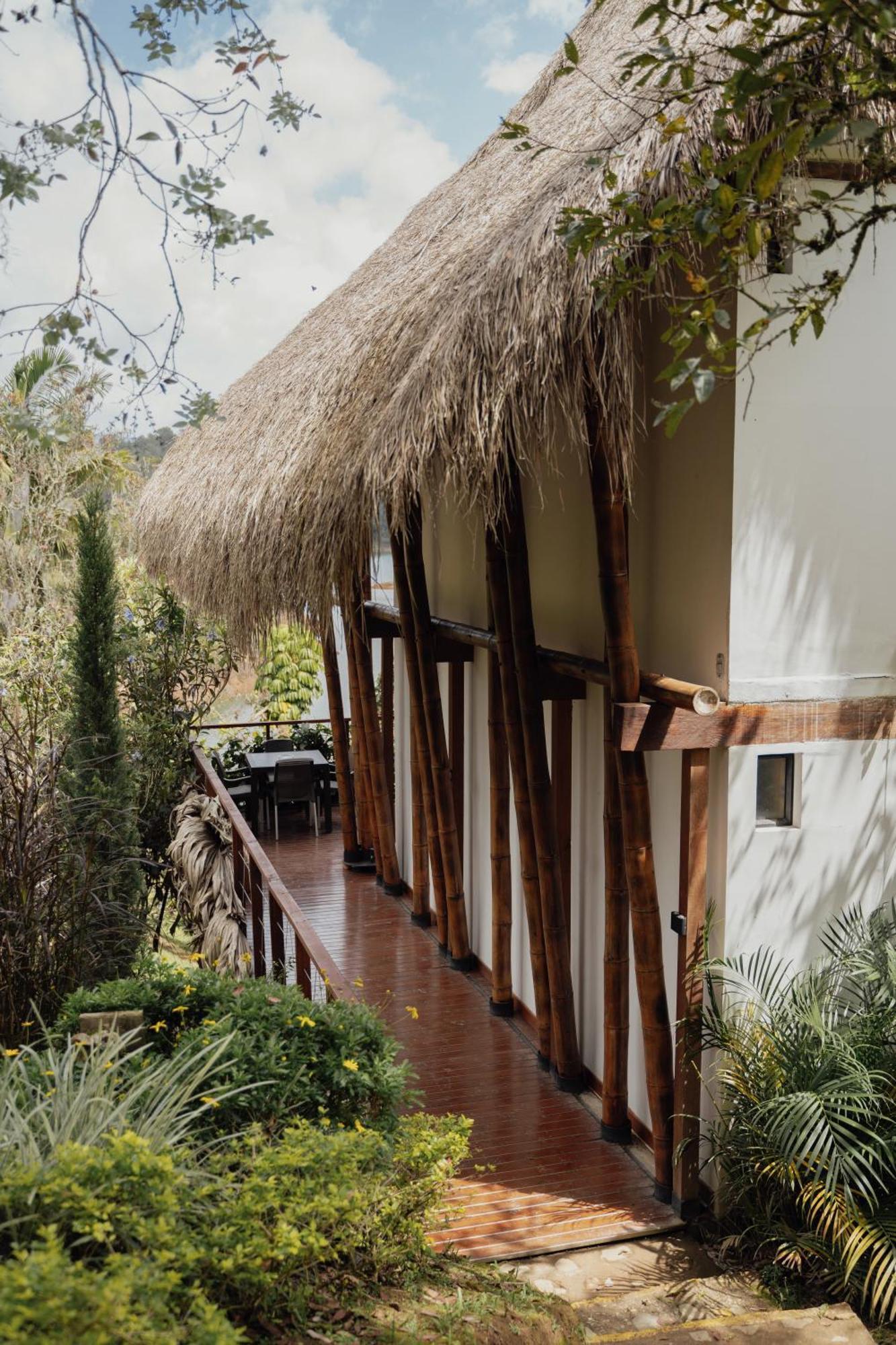 Ibuku Hotel Guatape - Chalets Exterior foto